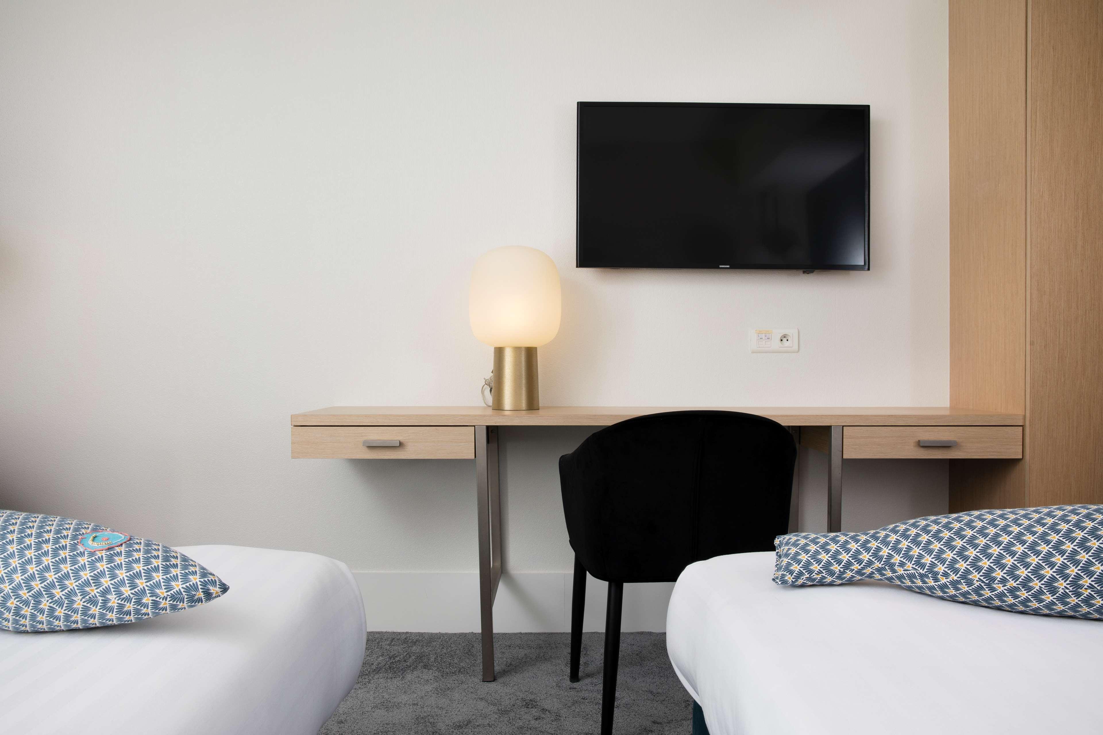 Best Western Plus Hotel Les Rives Du Ter Лармор-Плаж Екстериор снимка